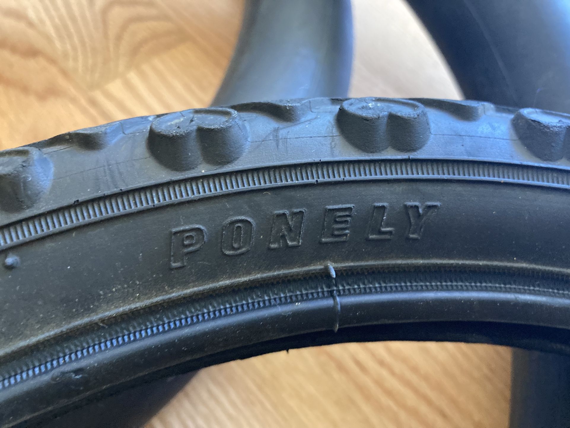 ponely bike tires