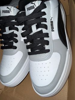 $15 PUMA size 10 men, worn only for a few hours.