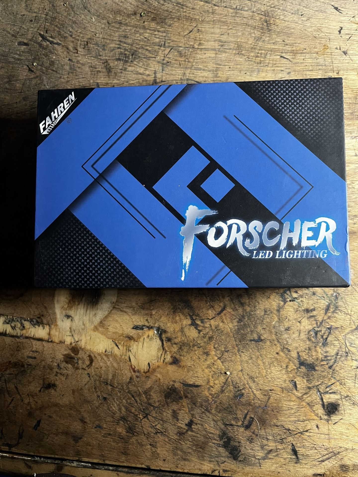 Forscher LED Lighting