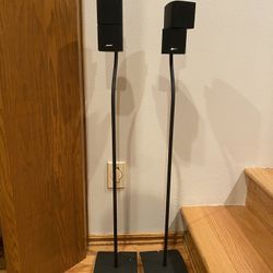 Bose Cube Speakers With Matching Stands (pair)