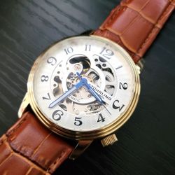 Stuhrling Krysterna crystal 44 mm in the box leather