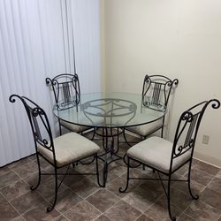 Glass Dining Table And 4 Chairs 