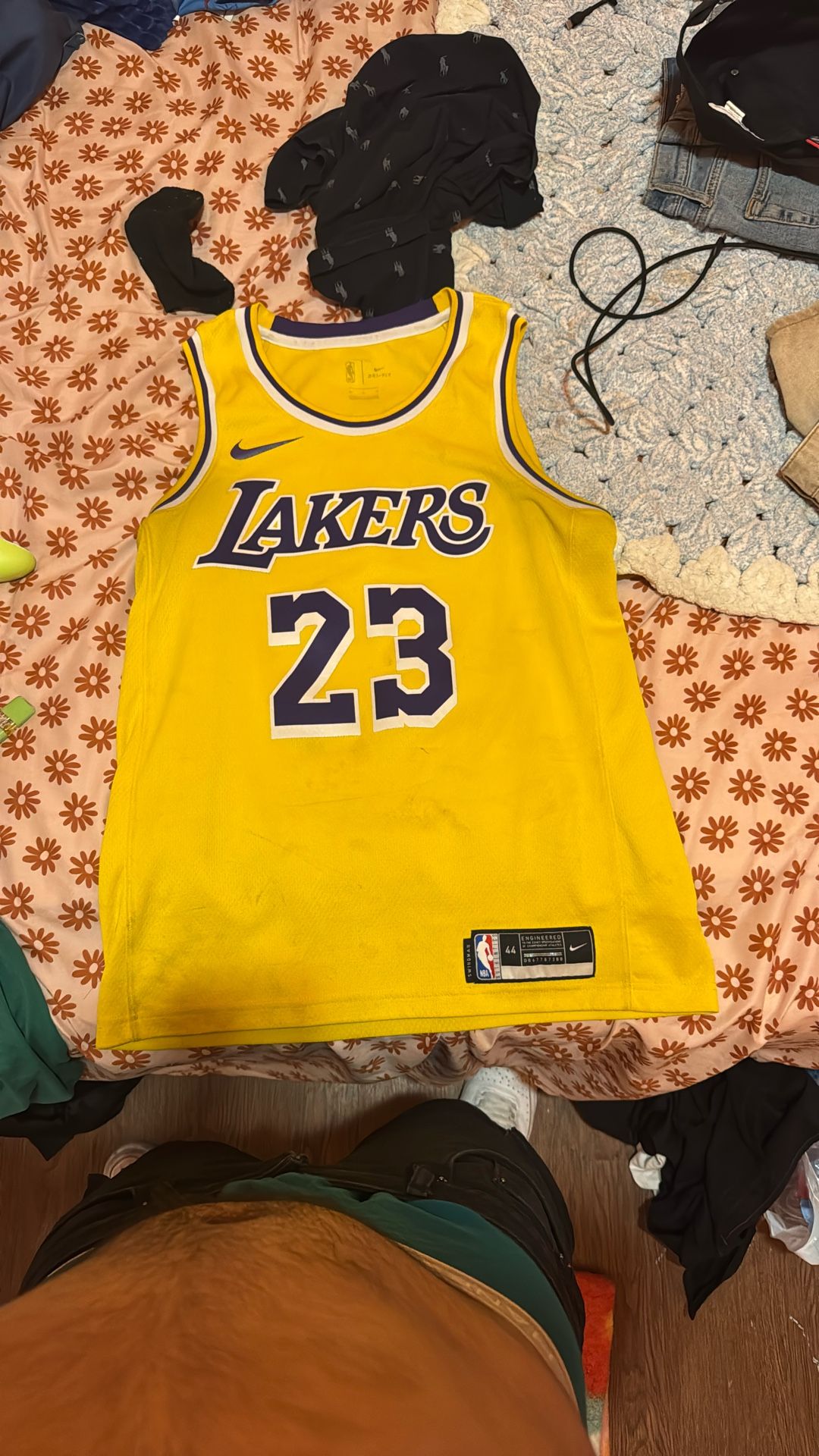 LeBron Jersey 21-22