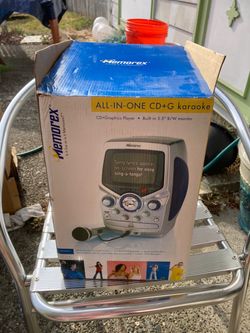 Memorex All-in-One CD+G Karaoke Machine