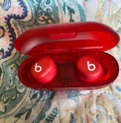 Beats Solo buds