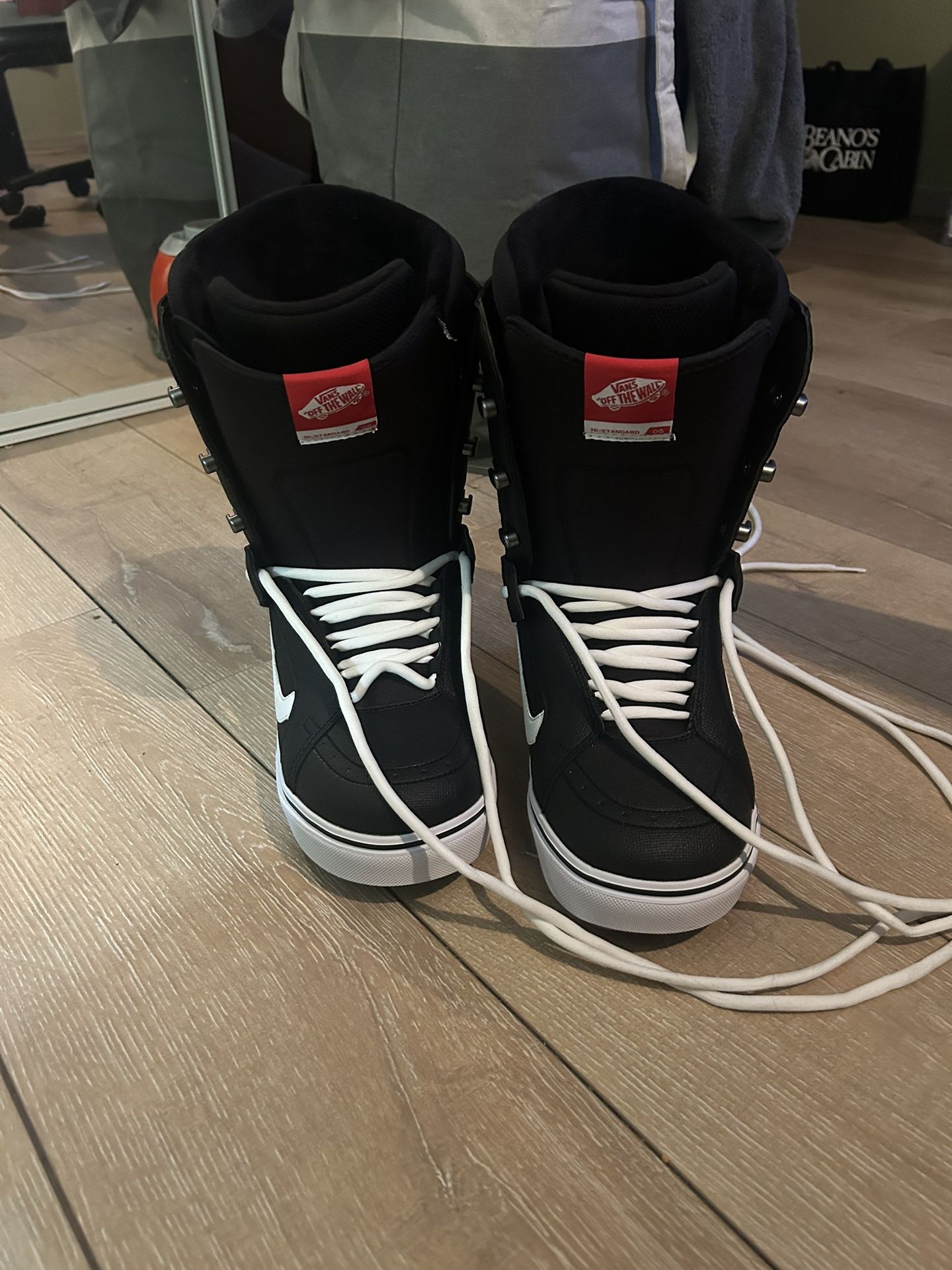 Snow Vans Size 10.5 Never Worn