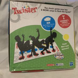Twister The Most Fun Balance Games (Hasbro Kids 2012)
