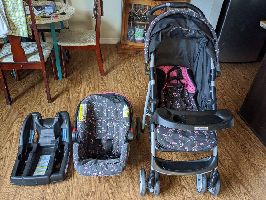 Graco Traveling System : Stroller + Car Seat