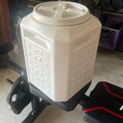 Gamma vittles 35lb Food Container 
