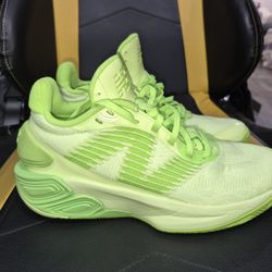 New Balance Size 7.5 Men