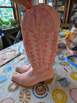 Wetkiss Boots