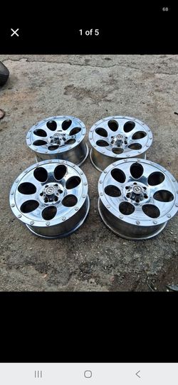20' Chevrolet oem wheels