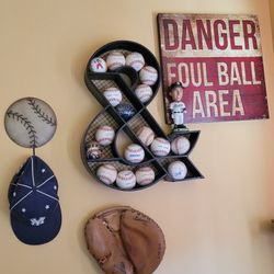 Baseballs 