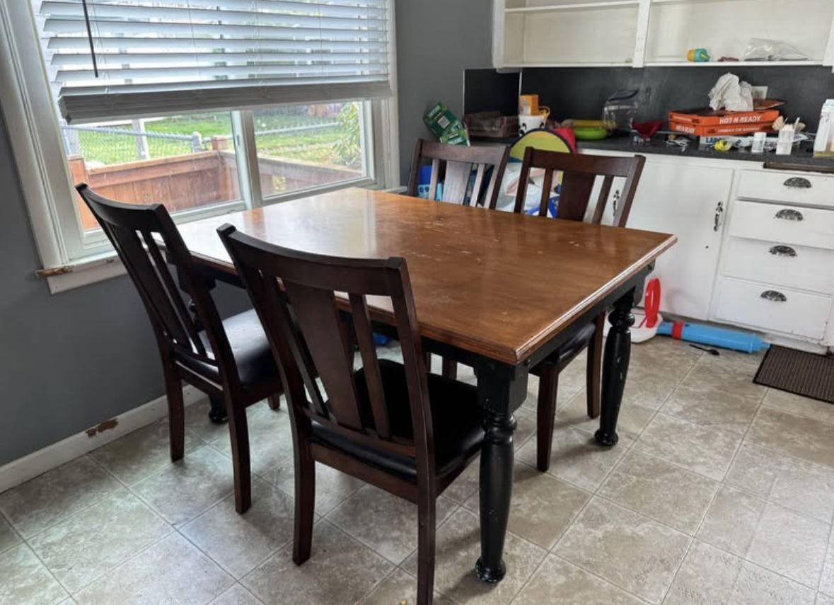 Dining Set