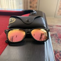 NEW Ray Ban Wayfarer 54MM
