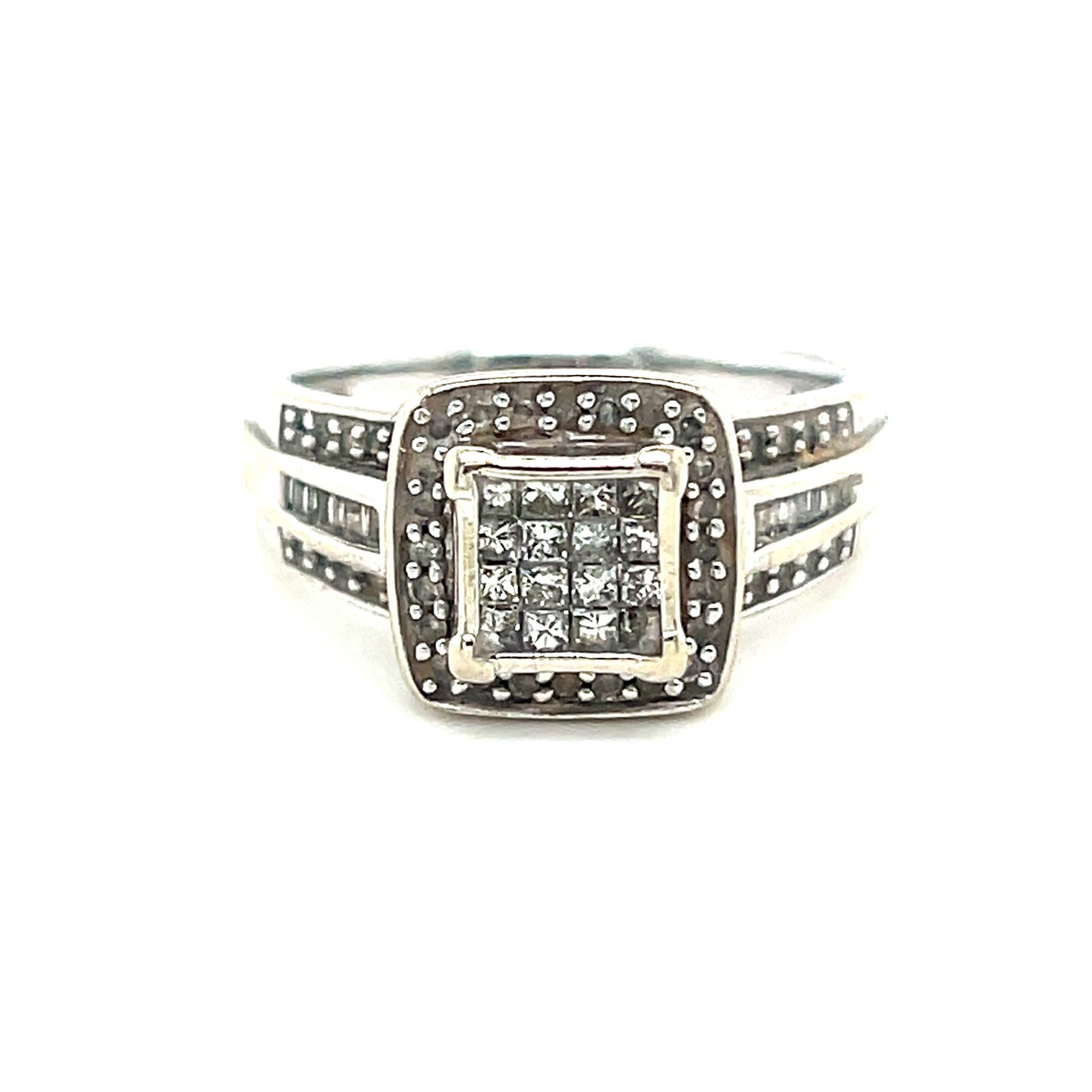 10K White Gold 1/2 TW Diamond Ring