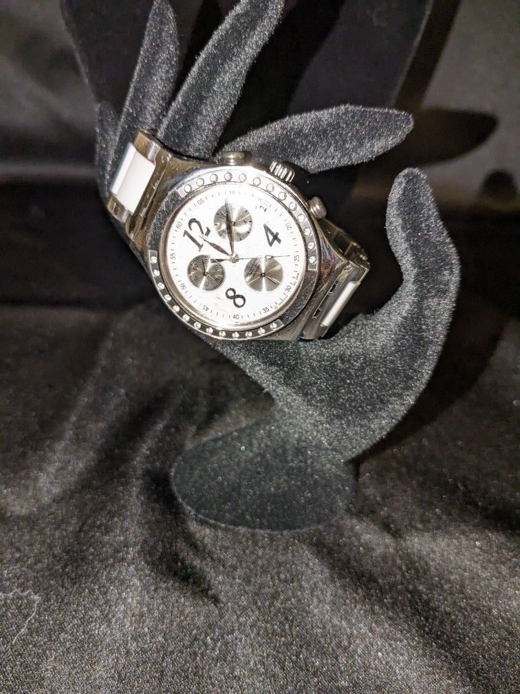 Swatch dreamwhite hotsell