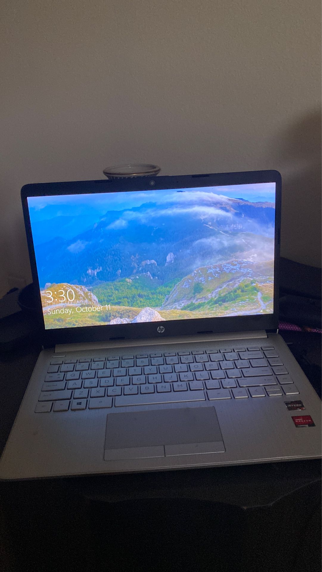 Hp Laptop *Barely used* less than 6months old