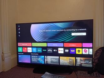 55" LG Smart TV