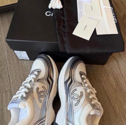 Chanel CC runners