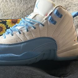 Air Jordan 12 Retro GS ‘Emoji