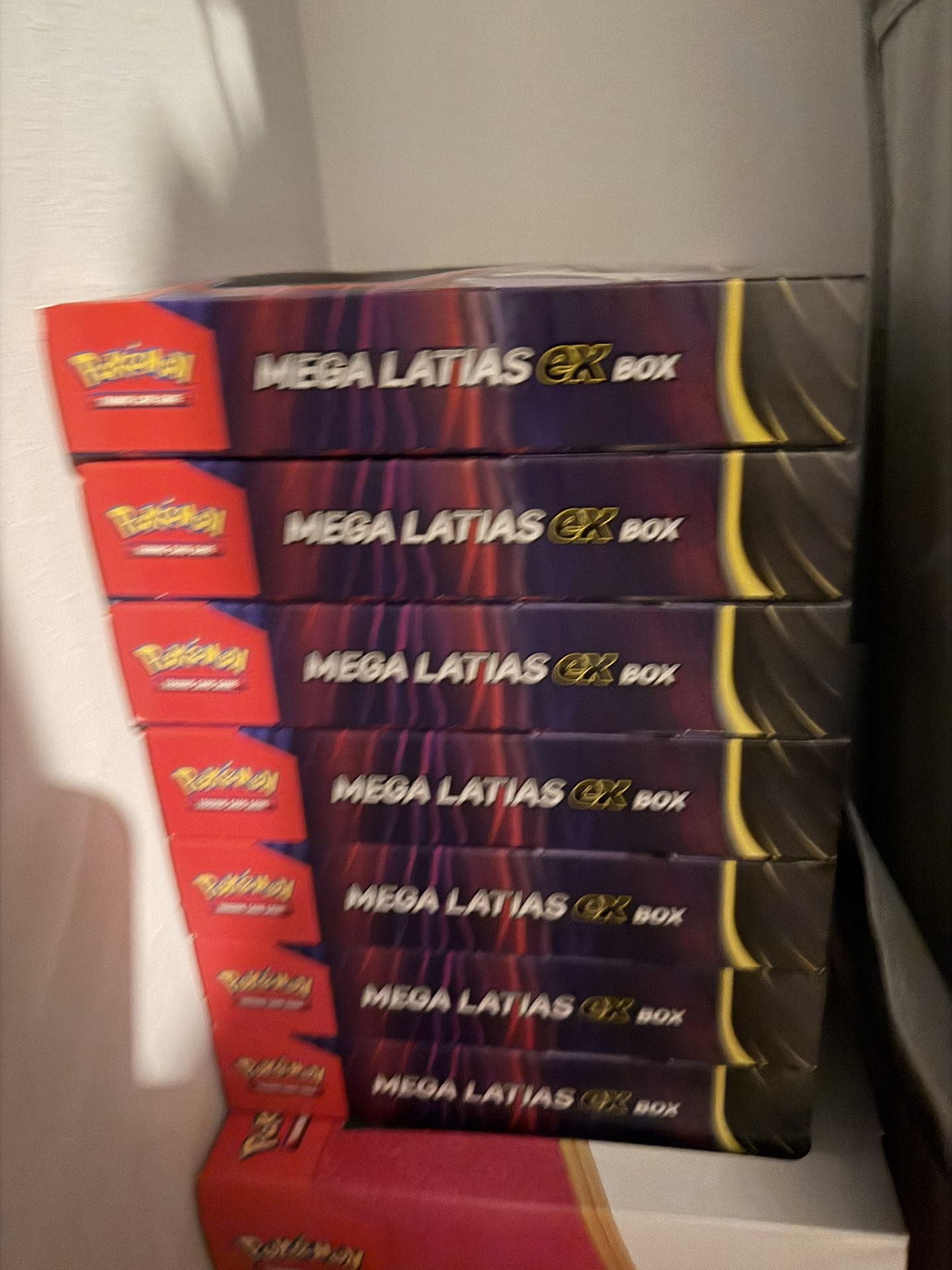 Pokemon mega Latias Box