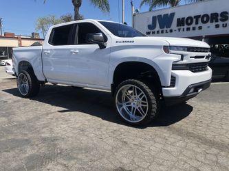 Lift and leveling kits wheel tire packages bundles