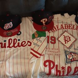 HUGE PHILADELPHIA PHILLIES COLLECTION 