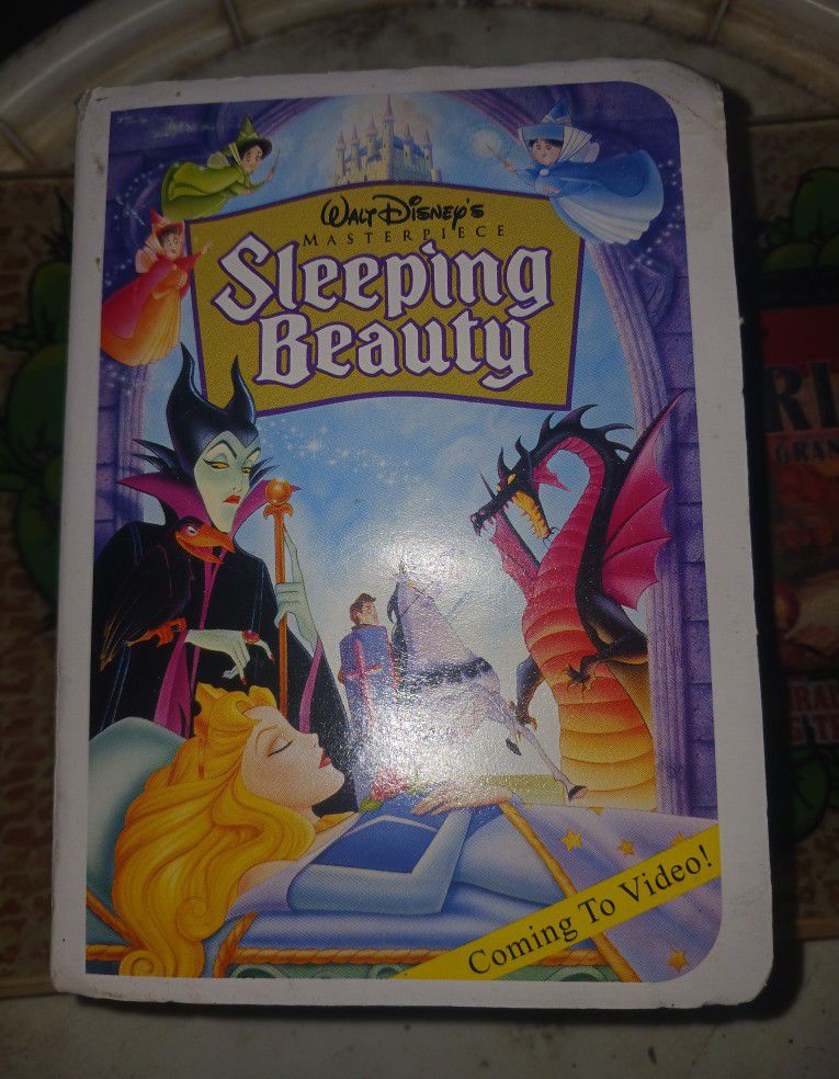 Vintage Sleeping Beauty McDonalds Happy Meal Toy Walt Disney Masterpiece Collection 1996