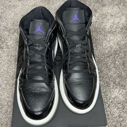 Jordan 1 space jam mids