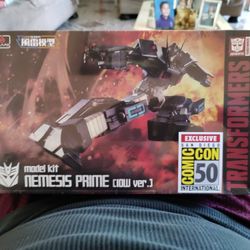 Transformers Nemesis Prime Cidw Flame Toys Sdcc
