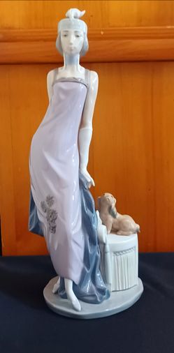 Vintage Lladro #5174 "Couplet Lady" Porcelain Figurine - 1920s Flapper Girl with Dog