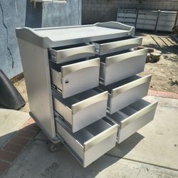 Capsa Aluminum Tools Box Tools Chest..H..44..W..42..D..22