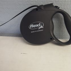 Flexi Retractable Dog Leash 16ft Black