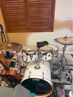 PDP concept 5pc with all hardware/cymbals combined