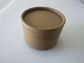 Sustainable cosmetics packaging
