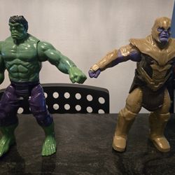 Hulk Figureines 