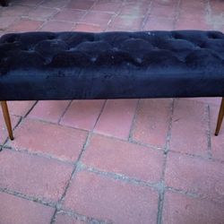 Black Bench 
