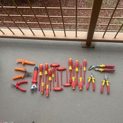 Electrician Tool Set
