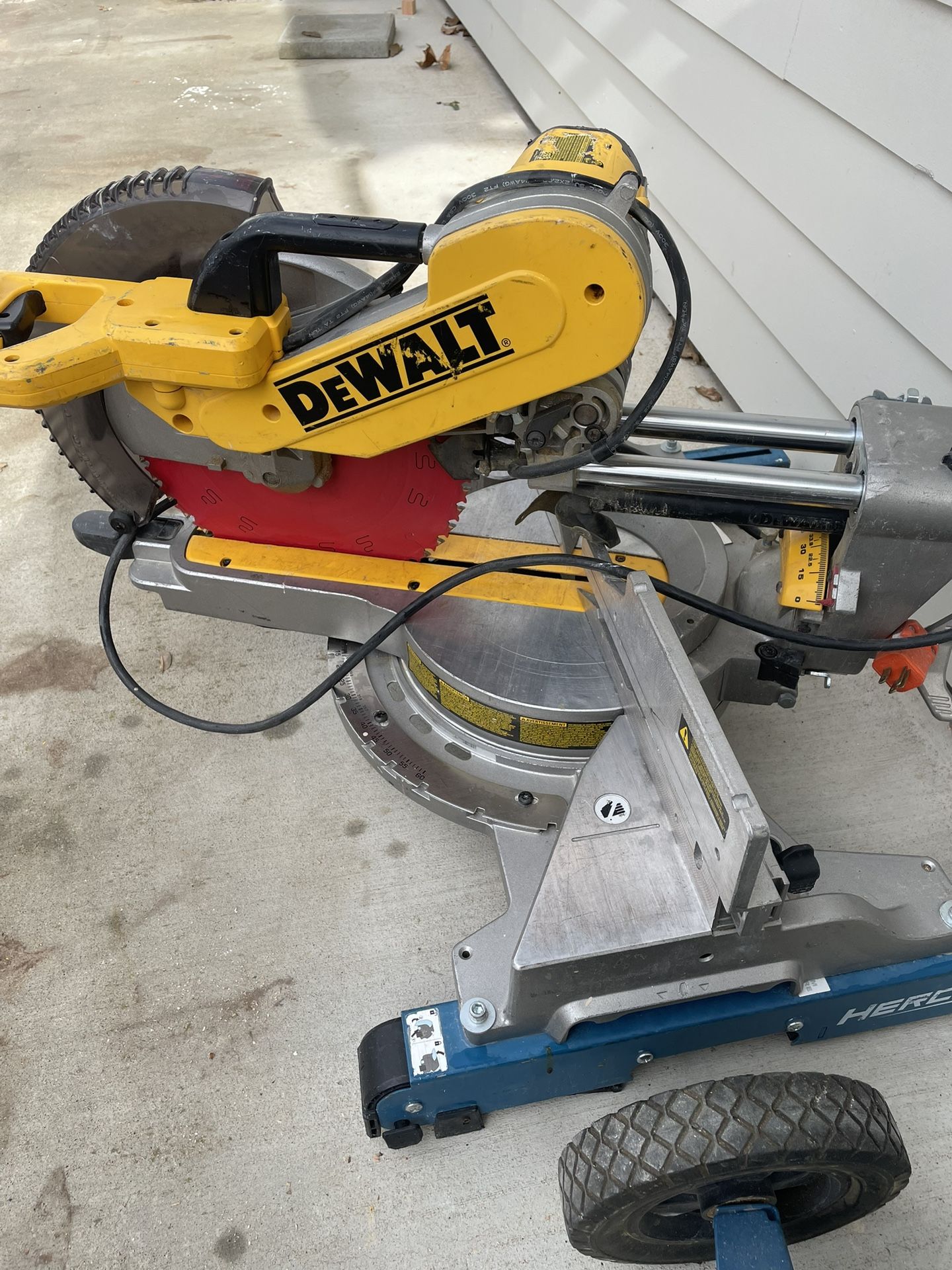 12 inch Sliding, Dual Bevel, Dewalt miter saw and stand