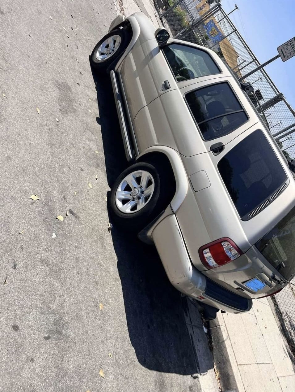 2003 Nissa Pathfinder