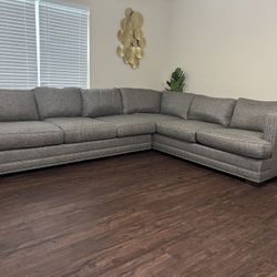 Cindy Crawford Nail Head trim Sectional (Free Delivery!) Like New!