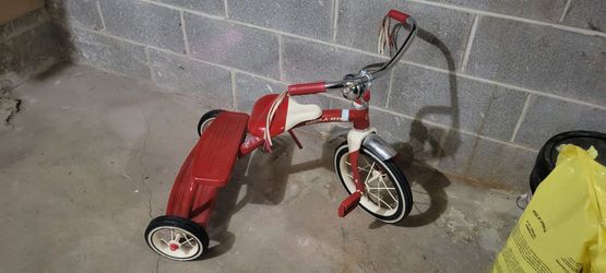 Radio Flyer $80