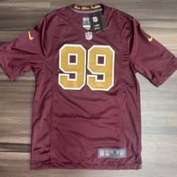 Nike Washington Commanders Chase Young #99 On Field Home Jersey Men’s Small 