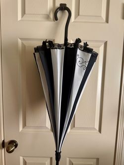 Black and White Striped Lace Trim Parasol