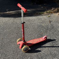Kids Scooter with Adjustable Handlebars