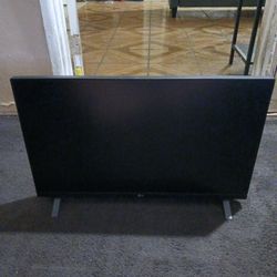 LG HD TV 32 Inch