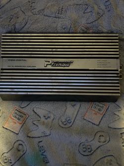 2000 watts performance Teknique bass amp