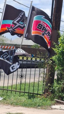 Come get ur 3x5 spurs flags for tonight $30 or $50 w pole