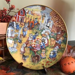 Franklin Mint Heirloom plate